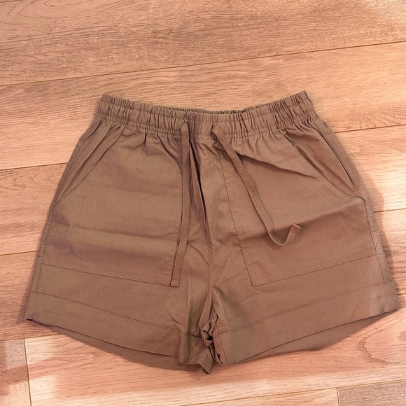 Gray Linen Shorts - Picture 2 of 6